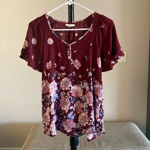 Maurices Red Floral Short sleeve top Size Medium